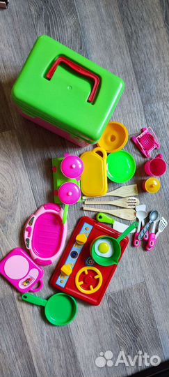 Набор детской посуды с ящиком