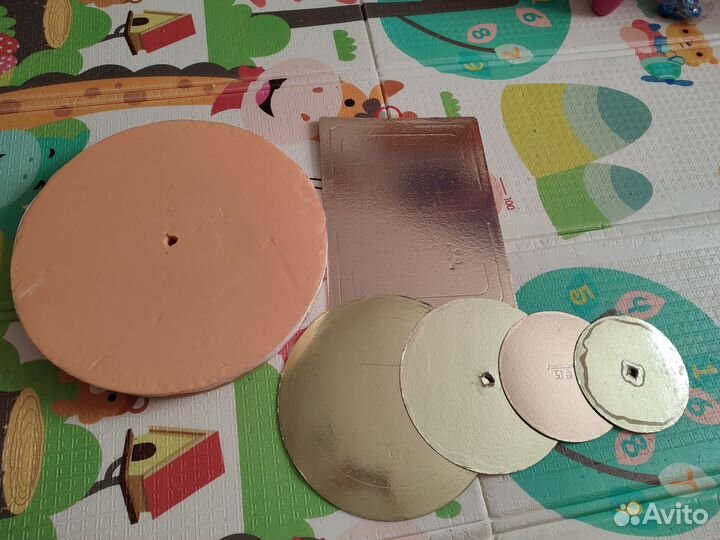 Подложки для торта б/у