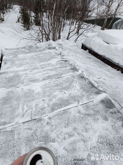 Уборка снега вручную