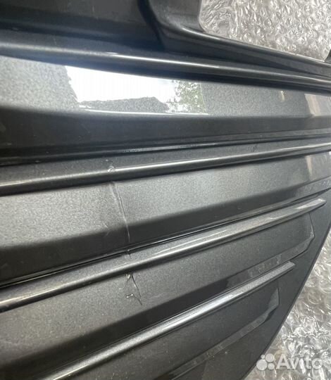 Решетка переднего бампера 5310233220DCR