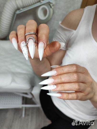 Маникюр/Наращивание ногтей/Педикюр