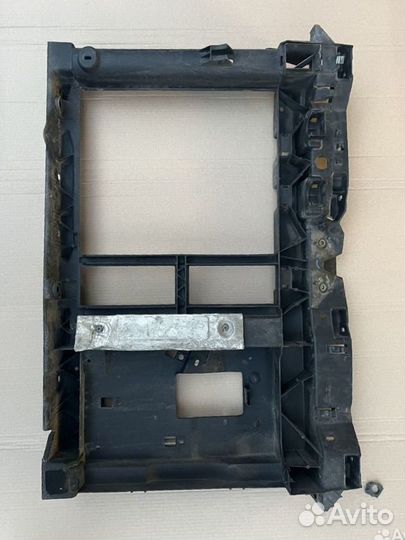 Панель передняя телевизор Peugeot 207