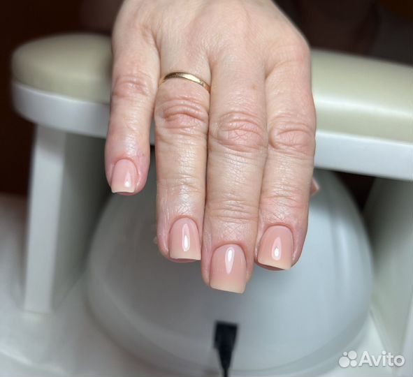 Маникюр и наращивание ногтей