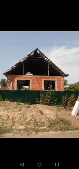 Дом 106,8 м² на участке 7,5 сот.