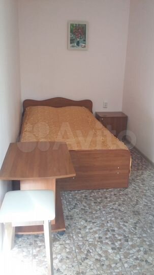 Комната 12 м² в 4-к., 2/2 эт.