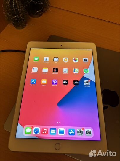 iPad Air 2 64гб wifi
