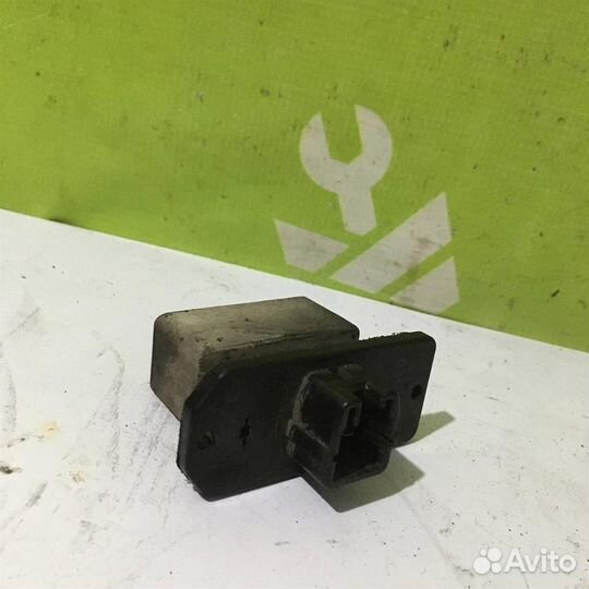 Резистор отопителя Тойота Карина Е