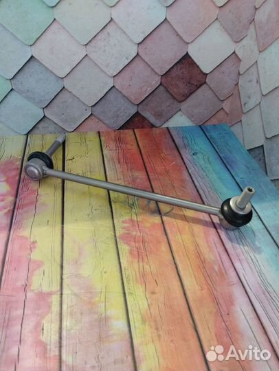 Стойки стабилизатора правая BMW