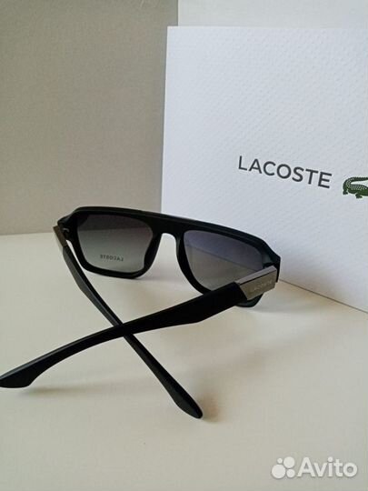 Солнцезащитные очки Lacoste polarized голубые с гр