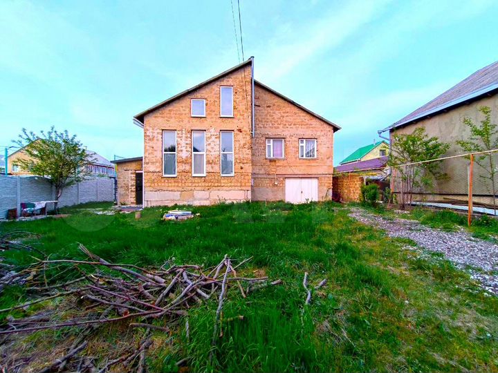 Дом 273 м² на участке 6 сот.