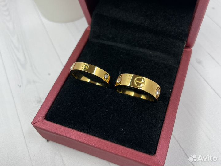 Женское кольцо Cartier Love