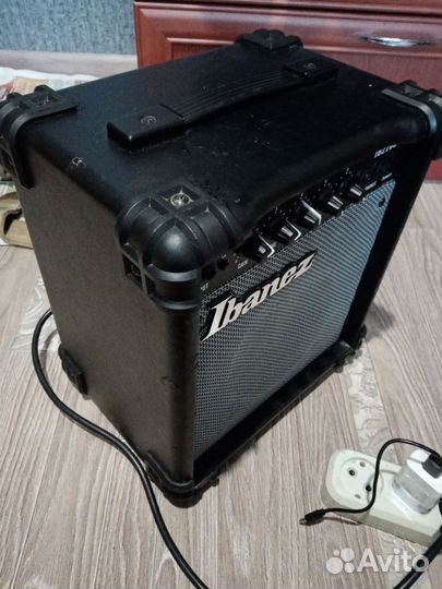 Гитарный комбоусилитель Ibanez 19w