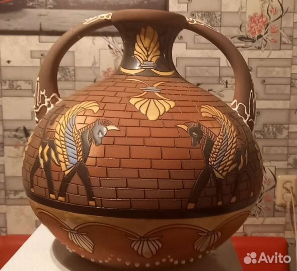 Амфора глиняная