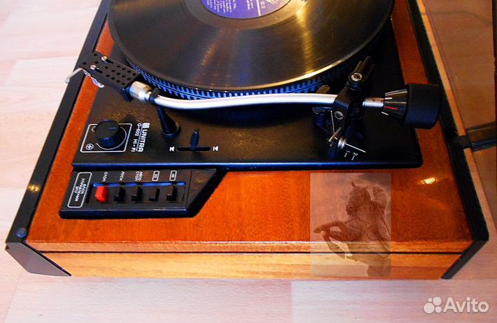 Проигрыватель Мелодия Кантата Элегия