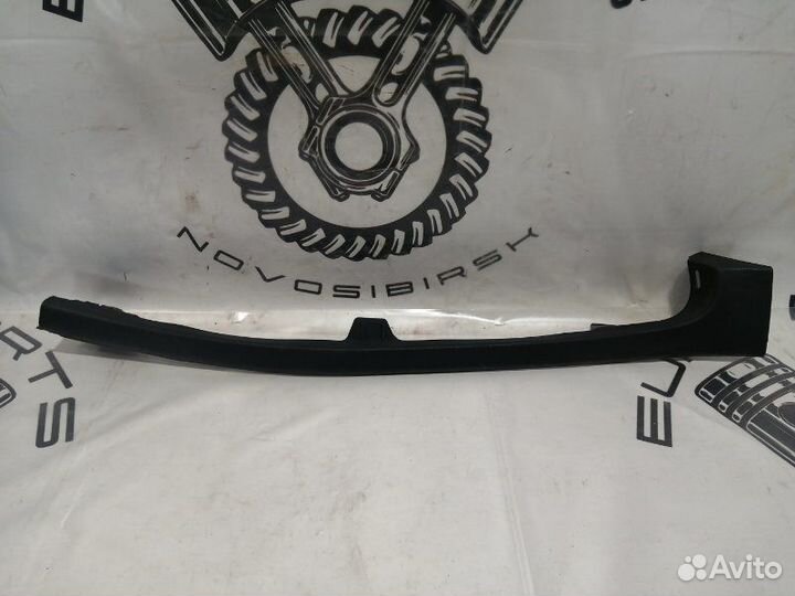 Обшивка стойки задняя правая Volkswagen Passat B6