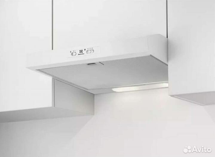 Вытяжка козырьковая белая Electrolux lfu9215w