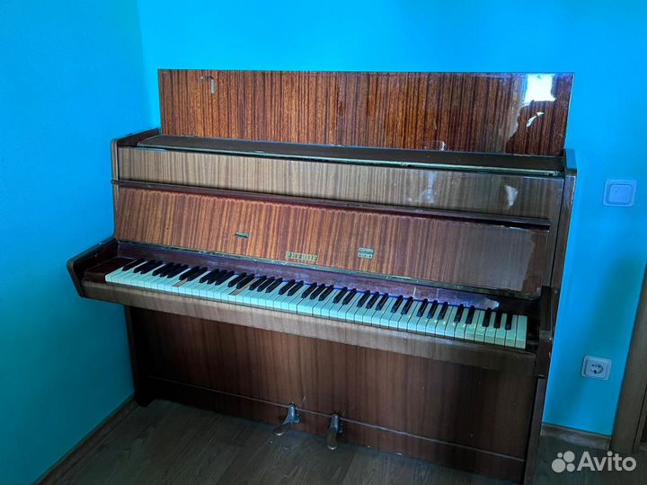 Пианино Petrof Чехия. 1966