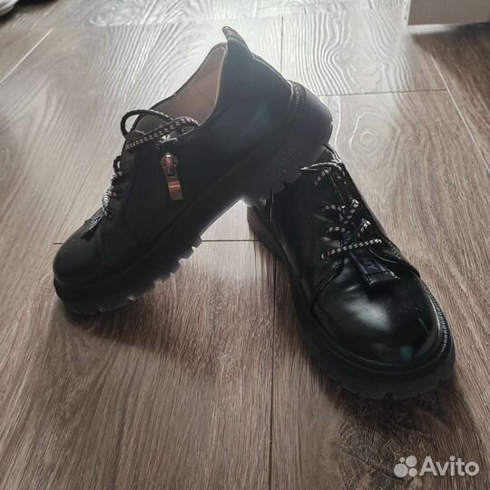 Лоферы для девочки 34 размер