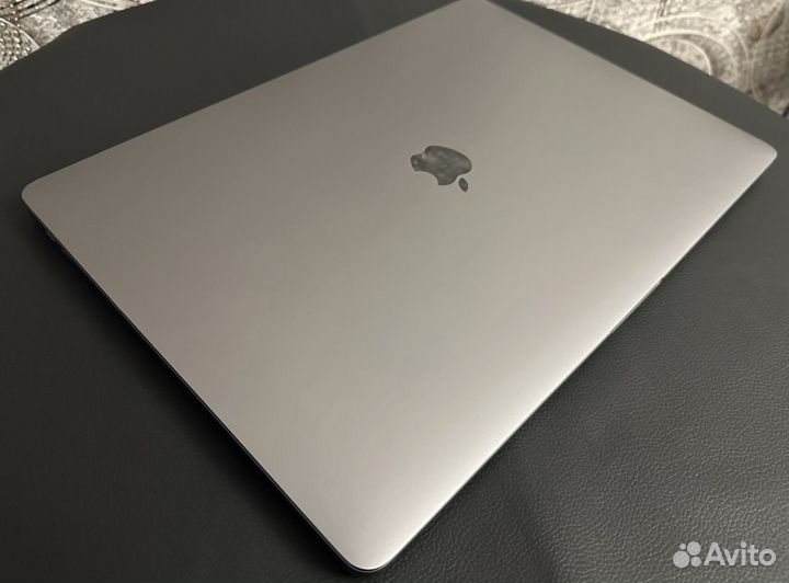 MacBook Pro 16 i9 32GB 1TB 8GB Видеопамять