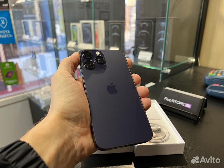 iPhone XR в корпусе 14 Pro гарантия