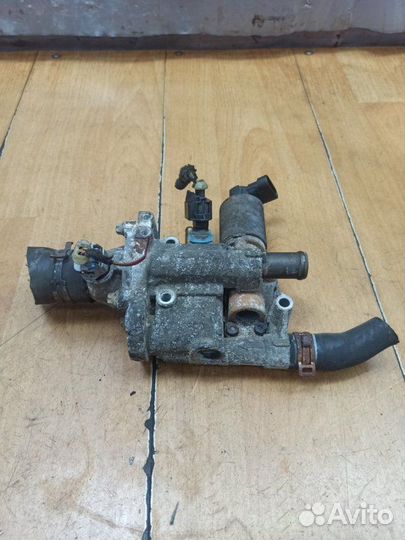 Корпус термостата Opel Zafira B Z16XEP 2007