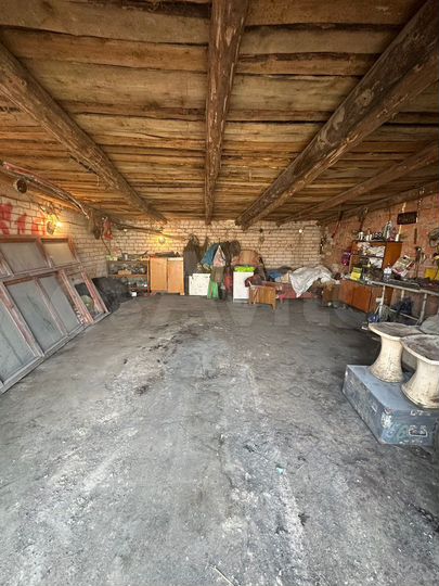 Гараж, > 30 м²