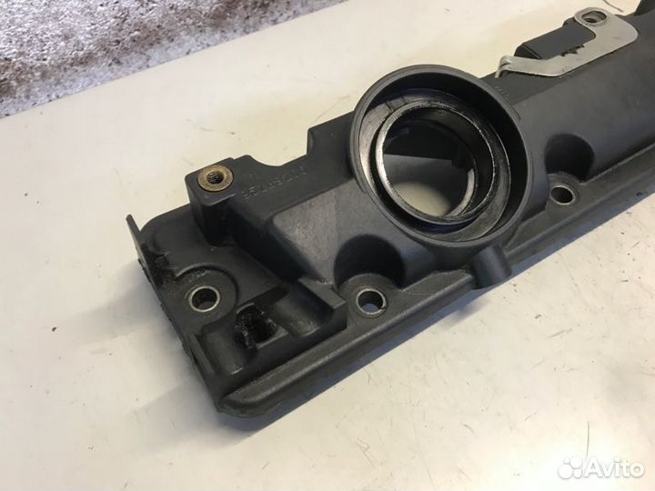 Клапанная крышка Peugeot 406 седан 1.8 2000