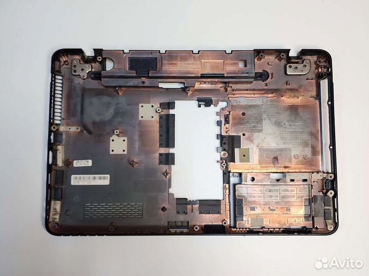 Поддон ноутбука toshiba L755d