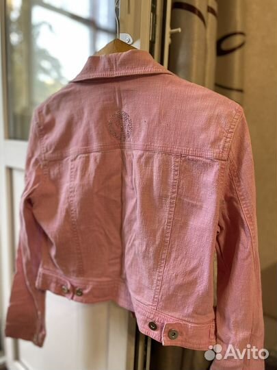 Джинсовая куртка женская