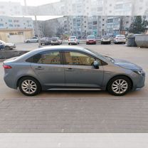 Toyota Corolla 1.8 CVT, 2020, 50 000 км, с пробегом, цена 2 400 000 руб.