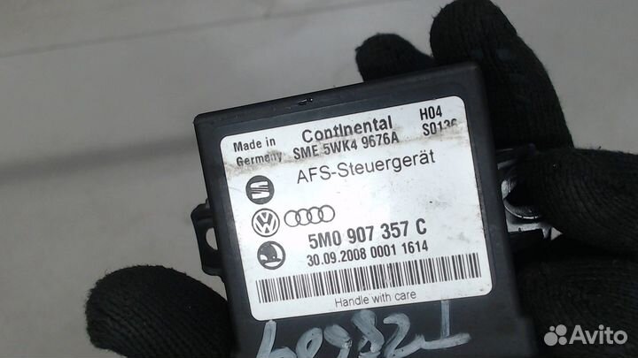 Блок управления светом Volkswagen Tiguan, 2008