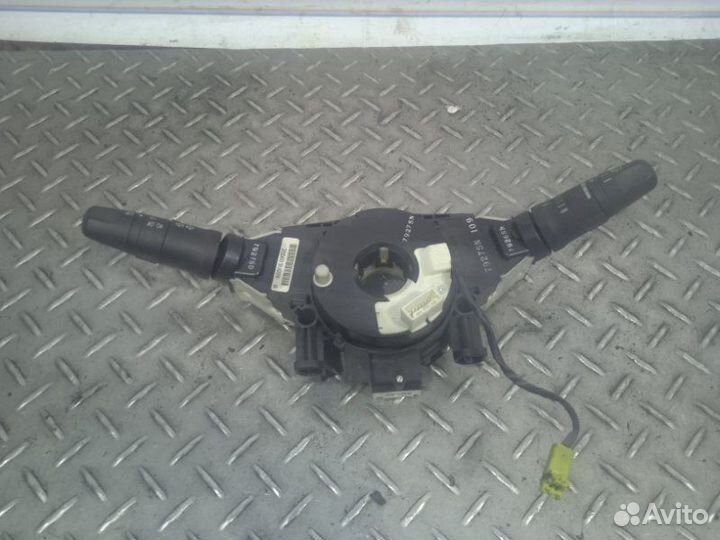 Блок подрулевых переключателей Nissan Qashqai J10