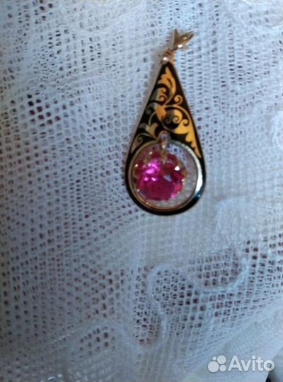 Золотой кулон 583 пробы СССР Баку эмаль