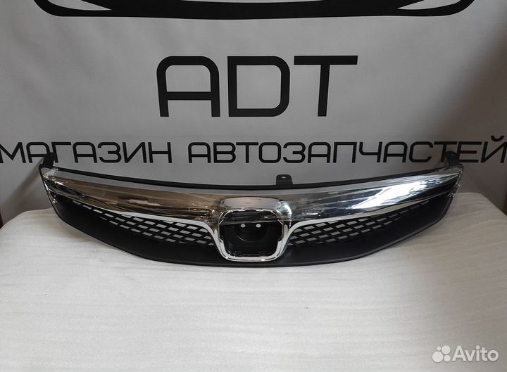 Решетка радиатора honda civic 8 4D рестайлинг