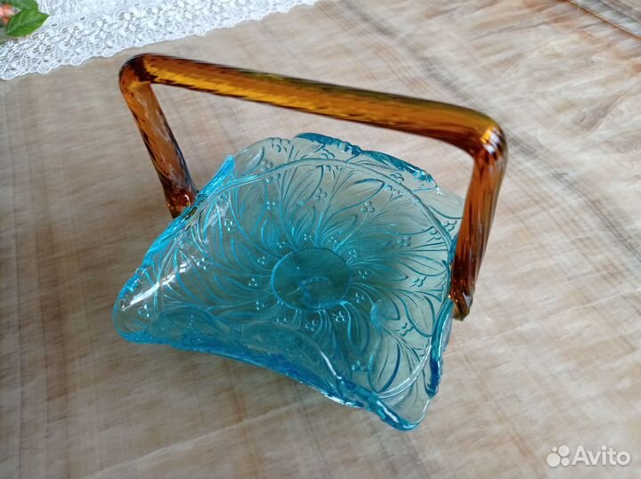 Корзиночка стекло