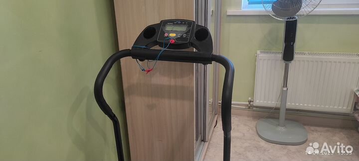 Беговая дорожка электрическая