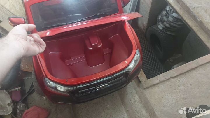 Детский электромобиль