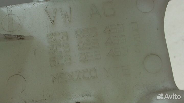 Бачок омывателя Volkswagen Jetta 6, 2016