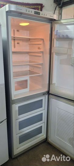 Холодильник Samsung No Frost