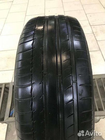 Michelin Latitude Sport 235/65 R17
