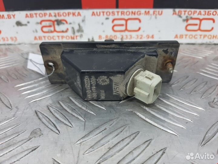 Подсветка номера Mitsubishi Space Star 1999