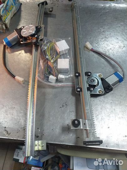 Стеклоподъемник газель Электрические прав+лев