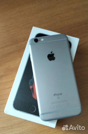 iPhone 6S, 32 ГБ