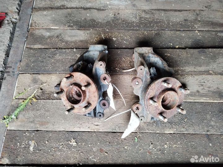 Кулак поворотный передний Ford Focus 3