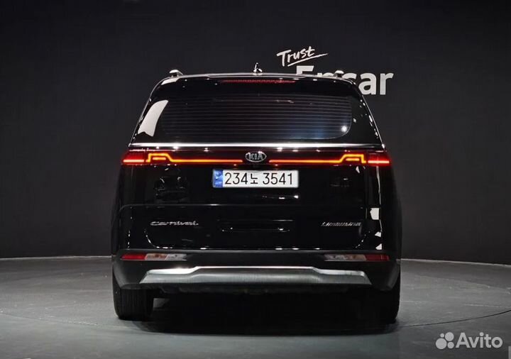 Kia Carnival 2.2 AT, 2021, 28 000 км