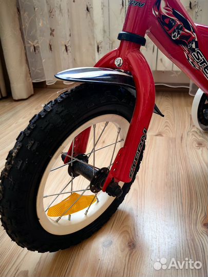 Детский велосипед четырехколесный 12