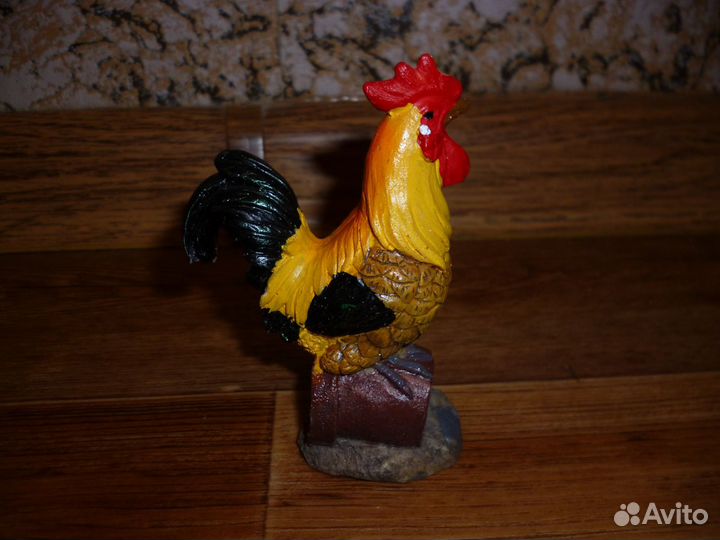 Статуэтка для подарка, интерьер украсит ярко