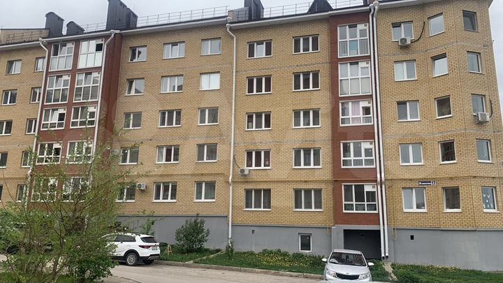 2-к. квартира, 49,7 м², 2/5 эт.