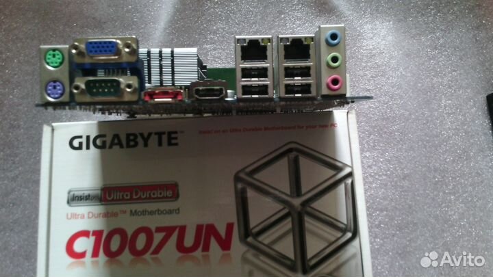 Компьтер GA-C1007UN 2G DDR3 PSU 12V Linux