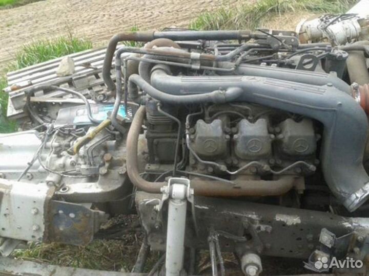 Двигатель Mercedes-Benz OM441